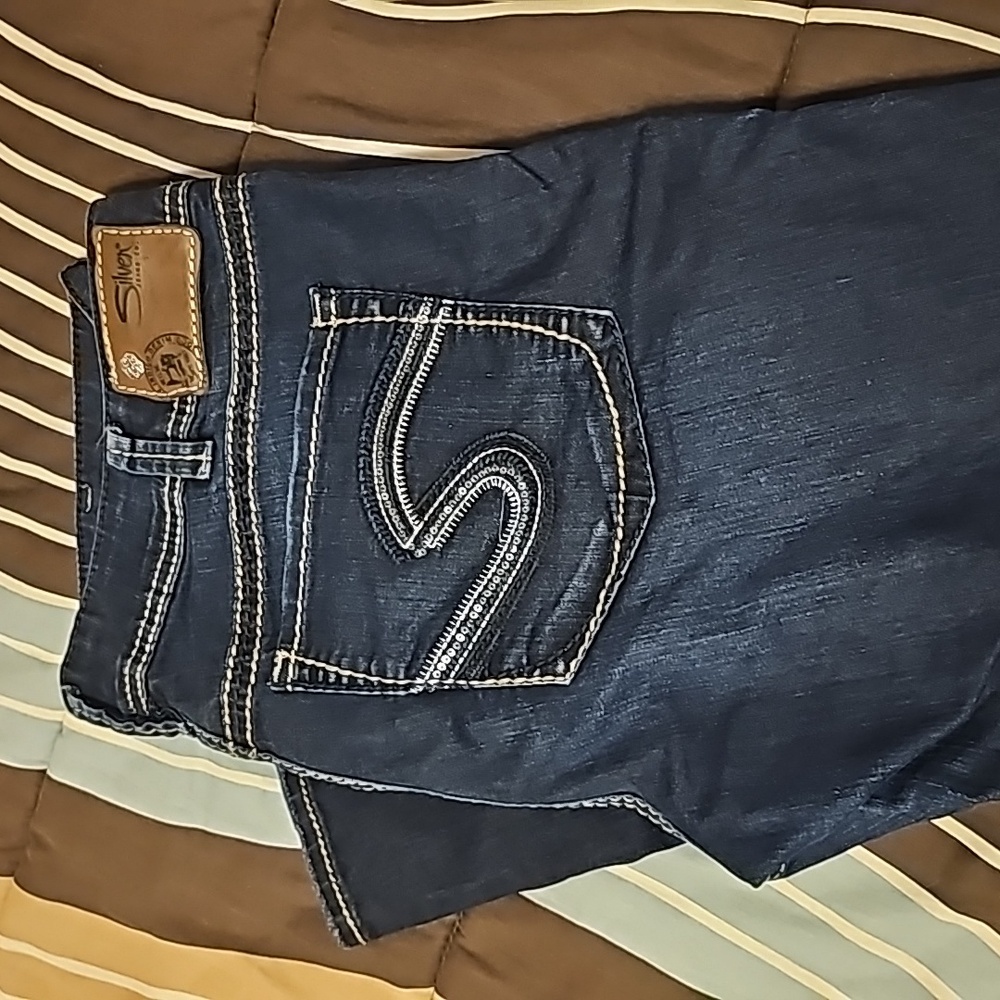 Silver Jean co like new Suki Capri